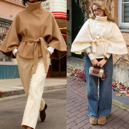 Elegant capejacka för dam i ullblandning med ståkrage och bälte