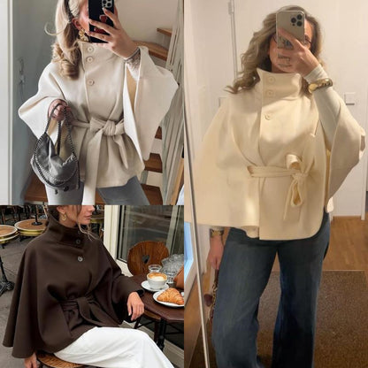 Elegant capejacka för dam i ullblandning med ståkrage och bälte