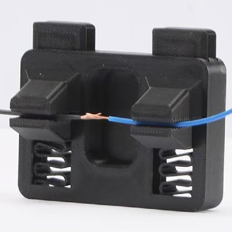 🔧 50% RABATT NU! ⚡ Praktisk lödfixtur med justerbara klämmor – stabil, värmetålig & perfekt för elektronikreparationer, bilservice och hobbyarbete 🛠️