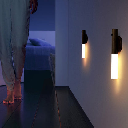 ✨ Walnoothout rörelsesensor-nattlampa – Högklassig estetik, magnetisk och energisparande (designbelysning för stilfulla interiörer och säker navigering!)
