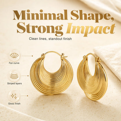✨ Texturerade creoler i guld – eleganta statement-örhängen